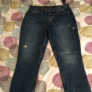 A&F Mom High Rise Jeans - Size 30